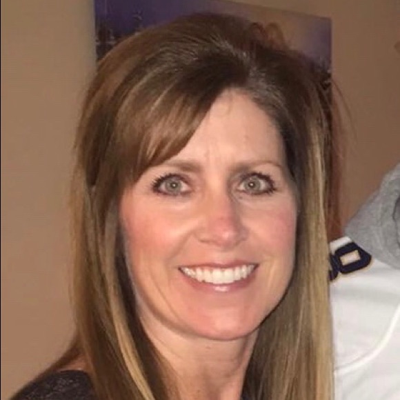 Meet your Posher, Amy - Picture 2 of 2